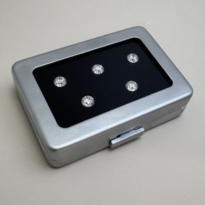 Alternative view of AURORA SHINE